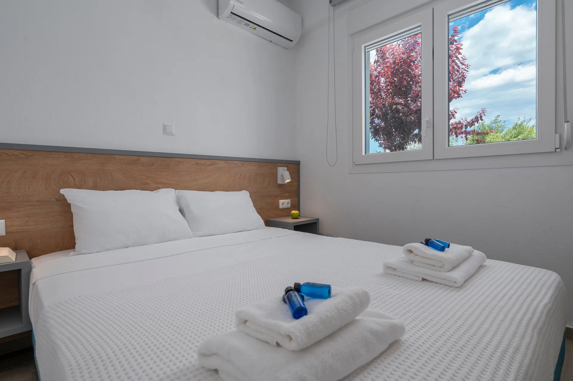Sea La Vie Villas-One Bedroom Apartment Ground Floor Danai Complex spavaca soba